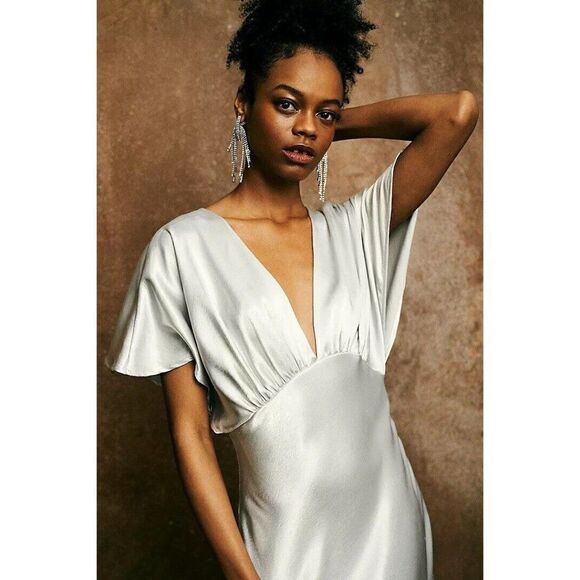 NEW FREE PEOPLE BEATRICE SATIN PLUNGE MAXI DRESS GOWN IN WINTER FOG SILVER - Picture 3 of 3